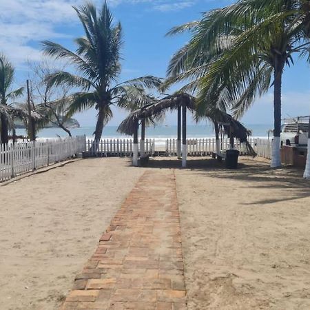 Апартаменты Casa A Pie De Playa Isla De La Piedra Масатлан Экстерьер фото
